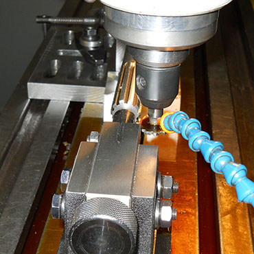 Columbia Machine Company Zanesville Ohio Spline Shaft Cutting.jpg